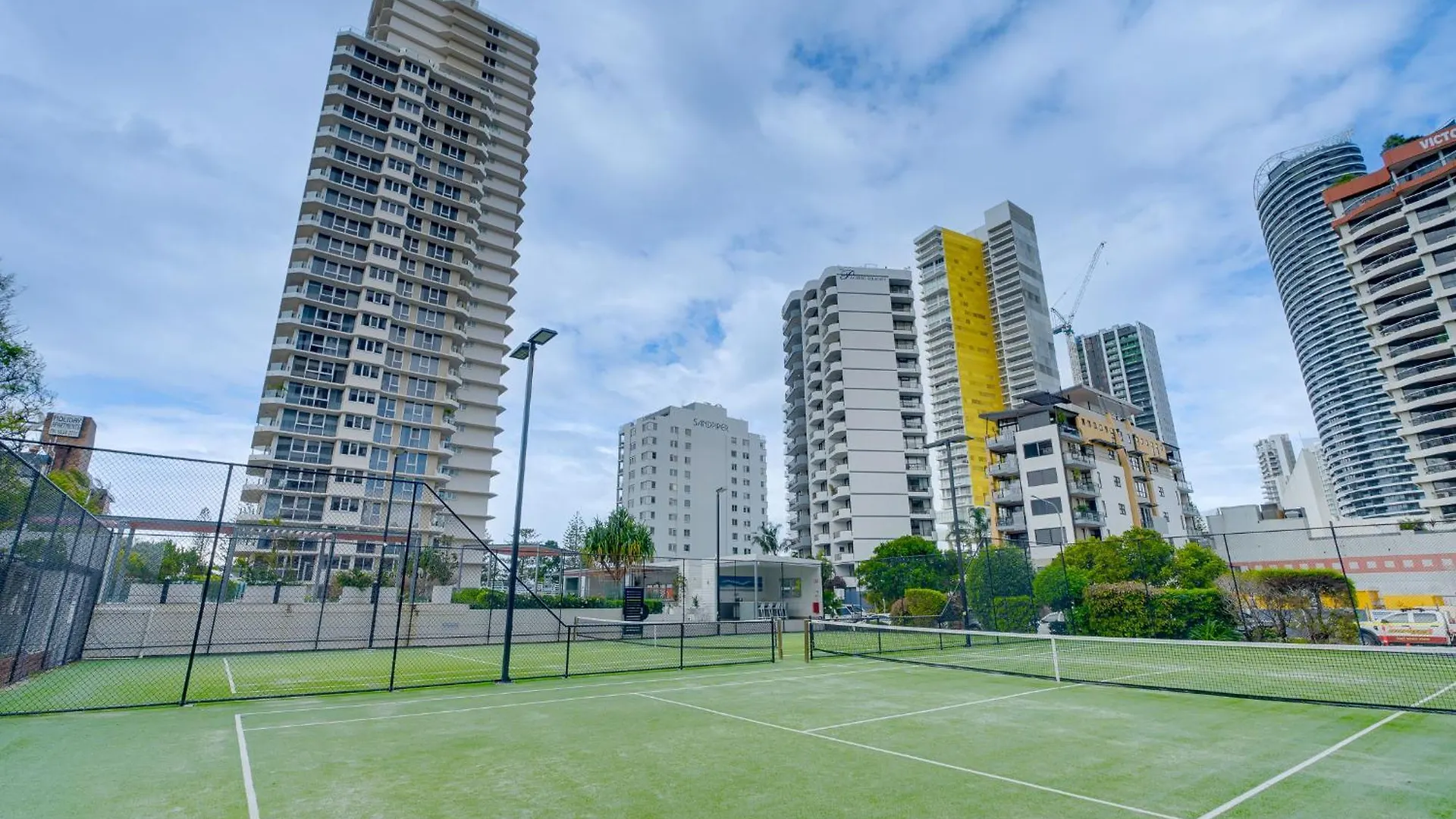 Apartment 2Br Beachfront Bliss In Broadbeach ! Ocean Views! Gold Coast Australia