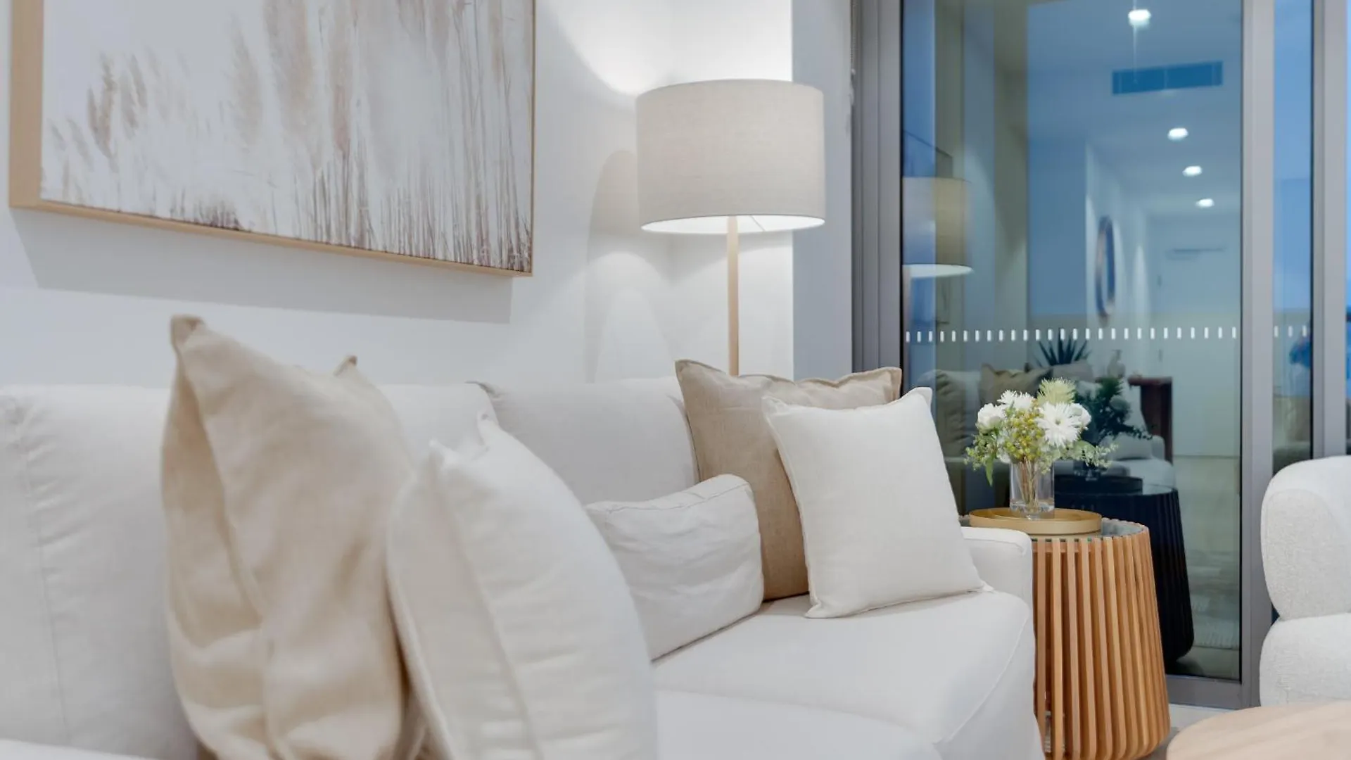 2Br Beachfront Bliss In Broadbeach ! Ocean Views! Gold Coast 0*,